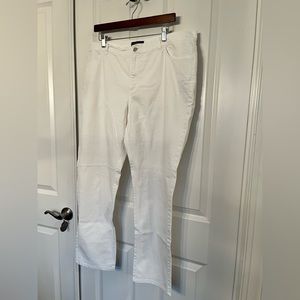 Lafayette 148 Jeans, lightweight cotton blend in ivory. Size 16.